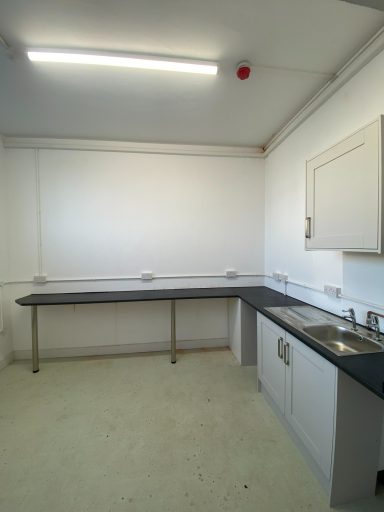 Kitchenette installation